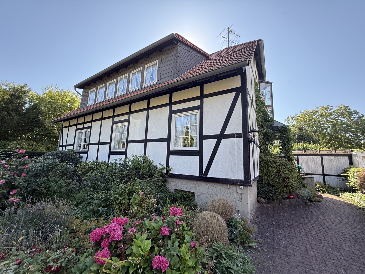 Seitenansicht Gebäude