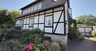 von_poll_real_estate_property_25035029_image_2