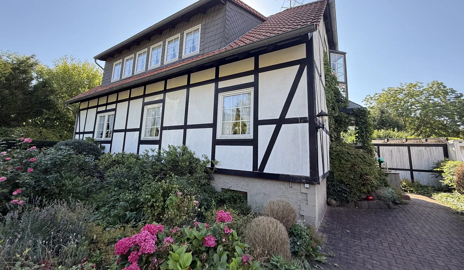 Seitenansicht Gebäude