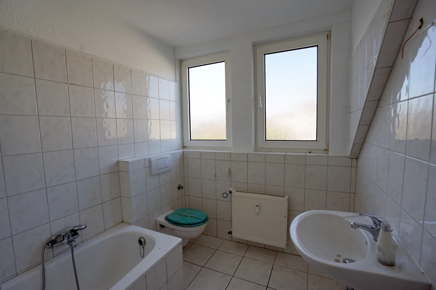 Badezimmer im Obergeschoss