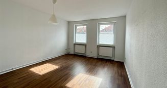 von_poll_real_estate_property_25035026_image_2
