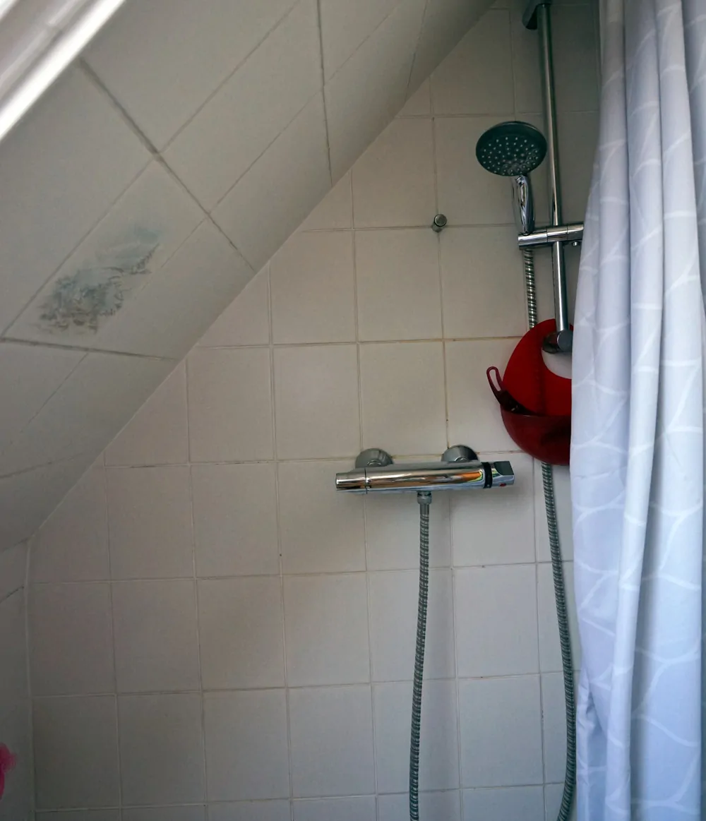 Dusche im Obergeschoss