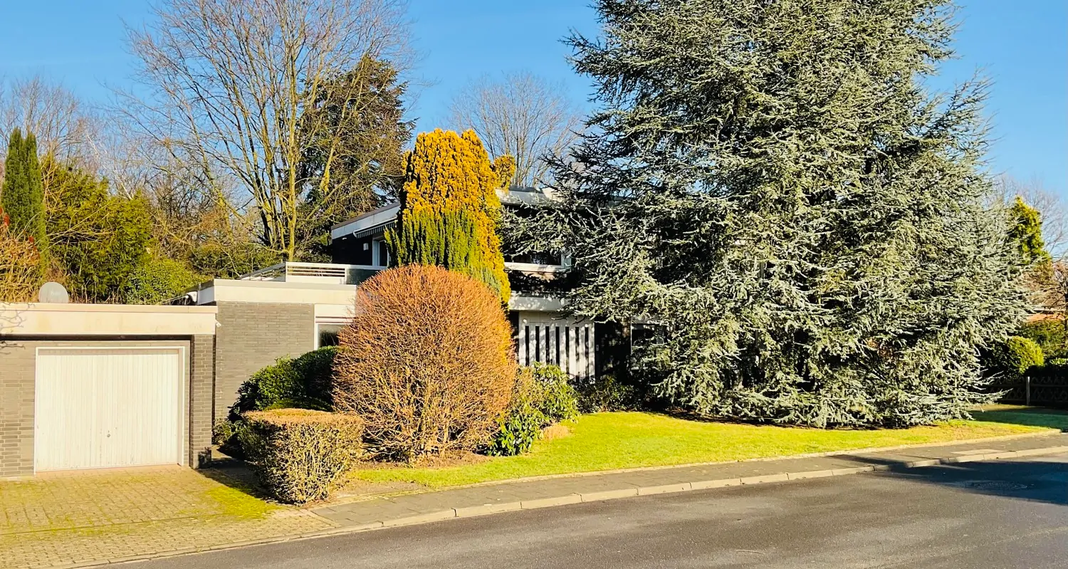 Modernisiertes Ein- bis Zweifamilienhaus in absoluter Toplage