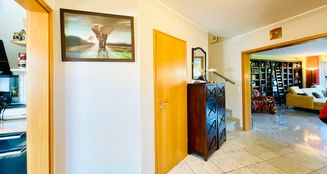 von_poll_real_estate_property_25088005_image_3