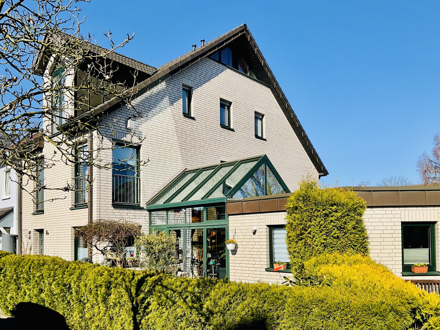 Familienfreundliches Einfamilienhaus mit Einliegerwohnung in Top-Lage am Uhlenhorst