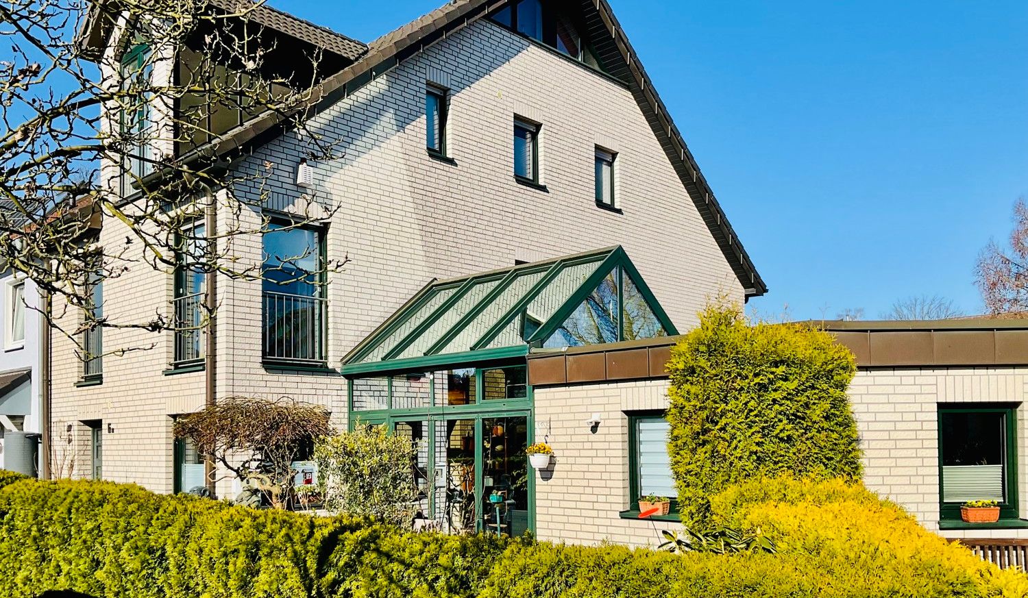 Familienfreundliches Einfamilienhaus mit Einliegerwohnung in Top-Lage am Uhlenhorst