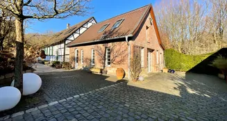 von_poll_real_estate_property_25088003_image_2