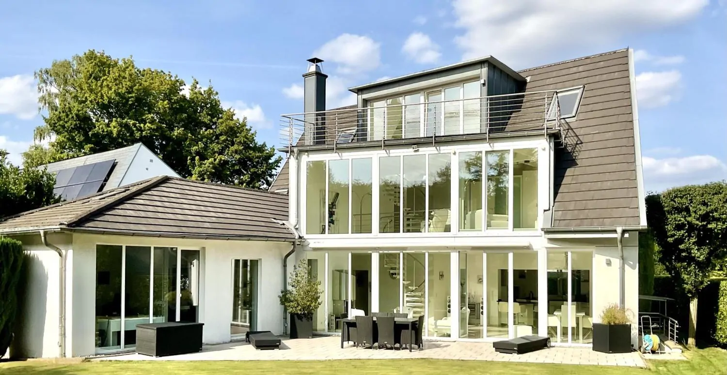 **Exklusive Villa in Mülheimer Bestlage**