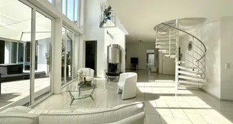 von_poll_real_estate_property_25088018_image_5