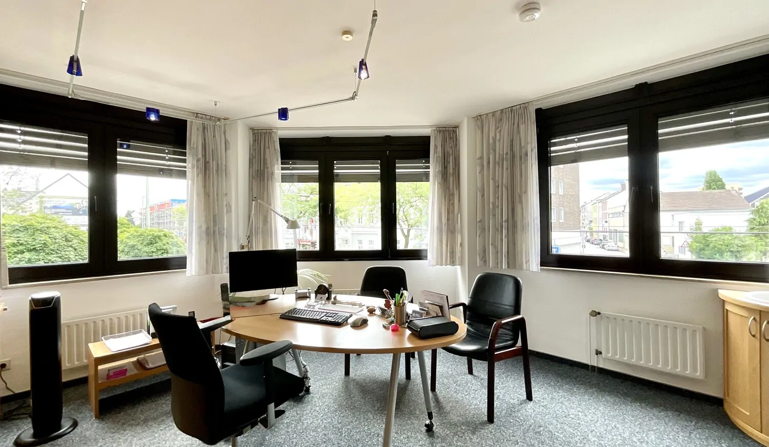 Renditestarke Praxis- oder Bürofläche in Mülheim-Speldorf