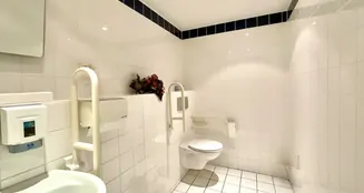 von_poll_real_estate_property_25088017a_image_11