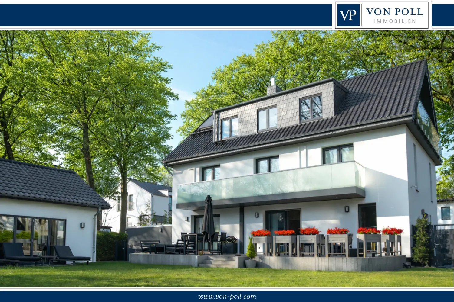Lichtdurchflutete Villa mit Garten, Poolhaus und exklusivem Wohngefühl