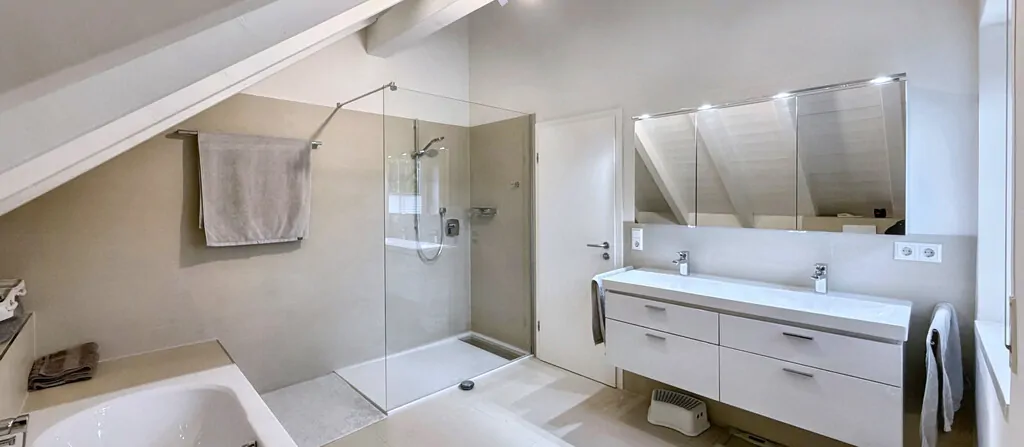 Badezimmer - Obergeschoss