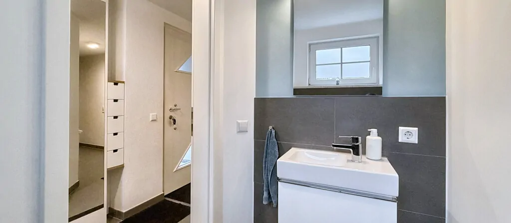 Eingangsbereich und Gäste WC