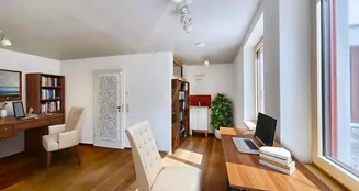 von_poll_real_estate_property_25062028_image_14