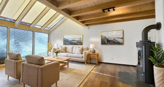 von_poll_real_estate_property_25062028_image_3