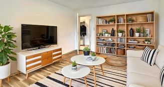 von_poll_real_estate_property_25062002_image_6