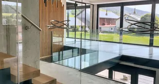 von_poll_real_estate_property_25062013_image_2