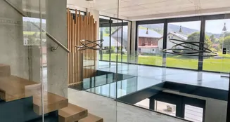 von_poll_real_estate_property_25062013_image_2