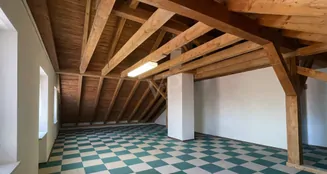 von_poll_real_estate_property_25062018_image_6