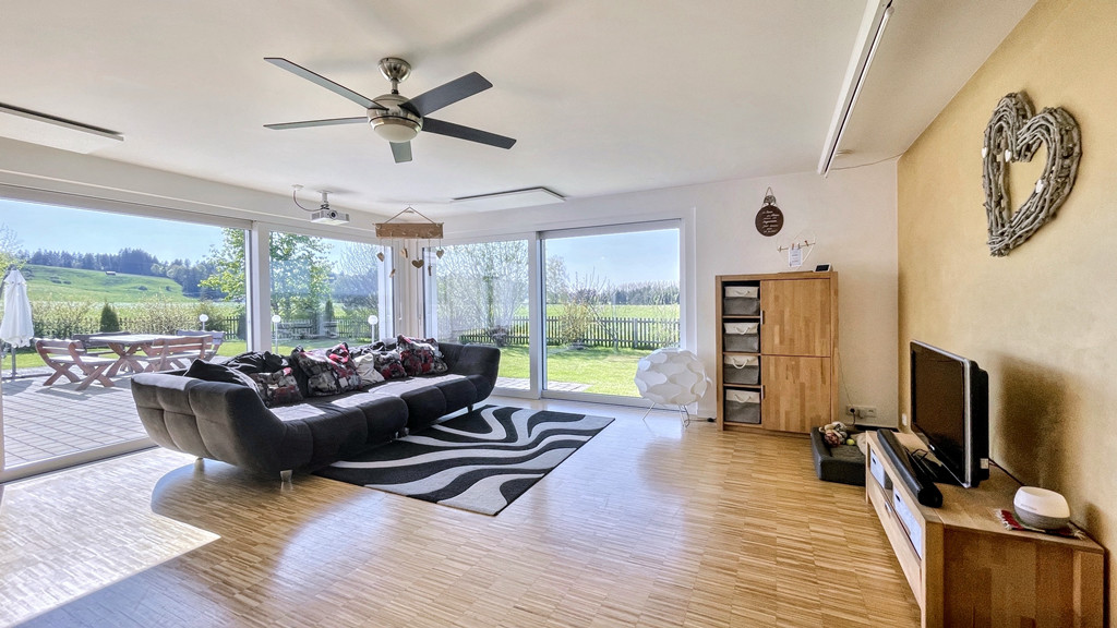 Wohnzimmer im Neubau