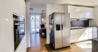 von_poll_real_estate_property_25062012_image_5