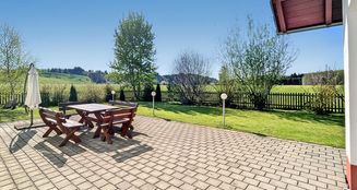 von_poll_real_estate_property_25062012_image_2