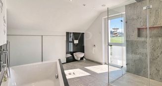 von_poll_real_estate_property_25062012_image_10
