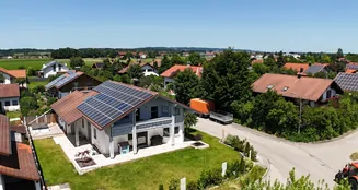 von_poll_real_estate_property_25062016_image_0