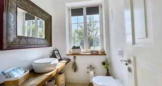 von_poll_real_estate_property_25062017_image_6