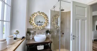 von_poll_real_estate_property_25062017_image_15