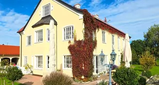 von_poll_real_estate_property_25062017_image_17