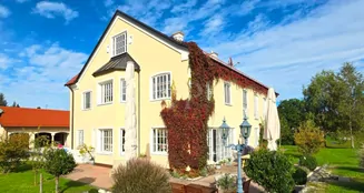 von_poll_real_estate_property_25062017_image_17