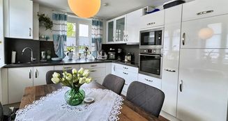 von_poll_real_estate_property_25062024_image_5