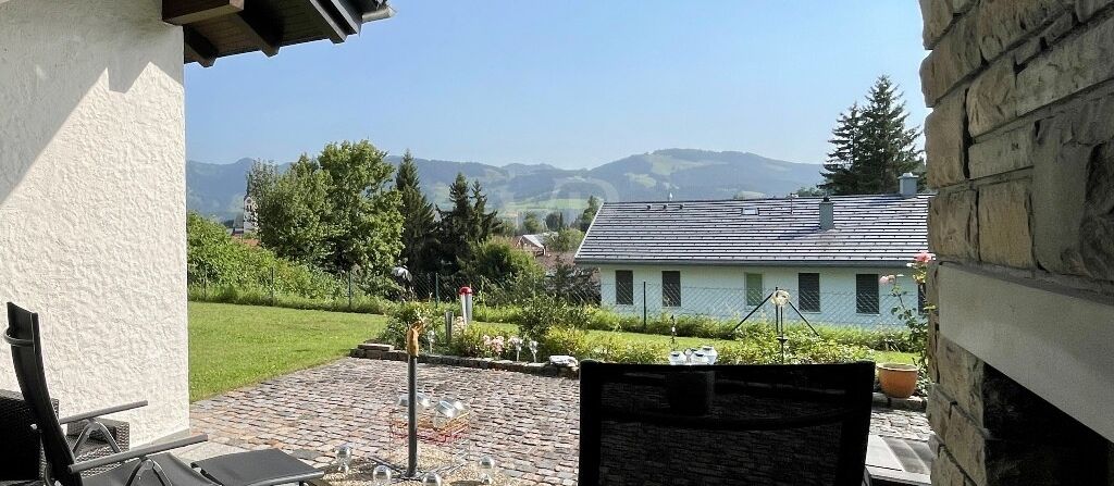 Sicht von der überdachten Terrasse