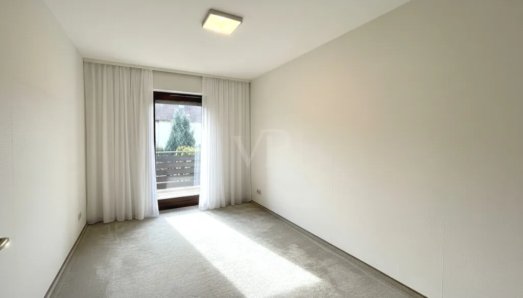 Zimmer 3 mit Zugang zum Balkon