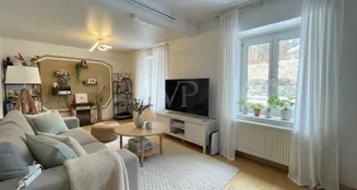 von_poll_real_estate_property_26062006_image_17