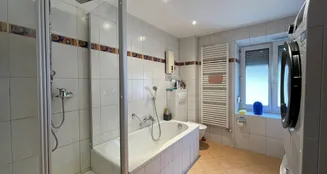 von_poll_real_estate_property_26062006_image_16