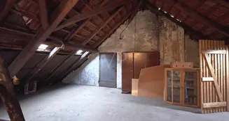 von_poll_real_estate_property_26062006_image_3