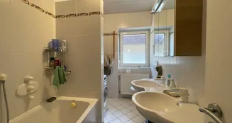 von_poll_real_estate_property_26062007_image_17