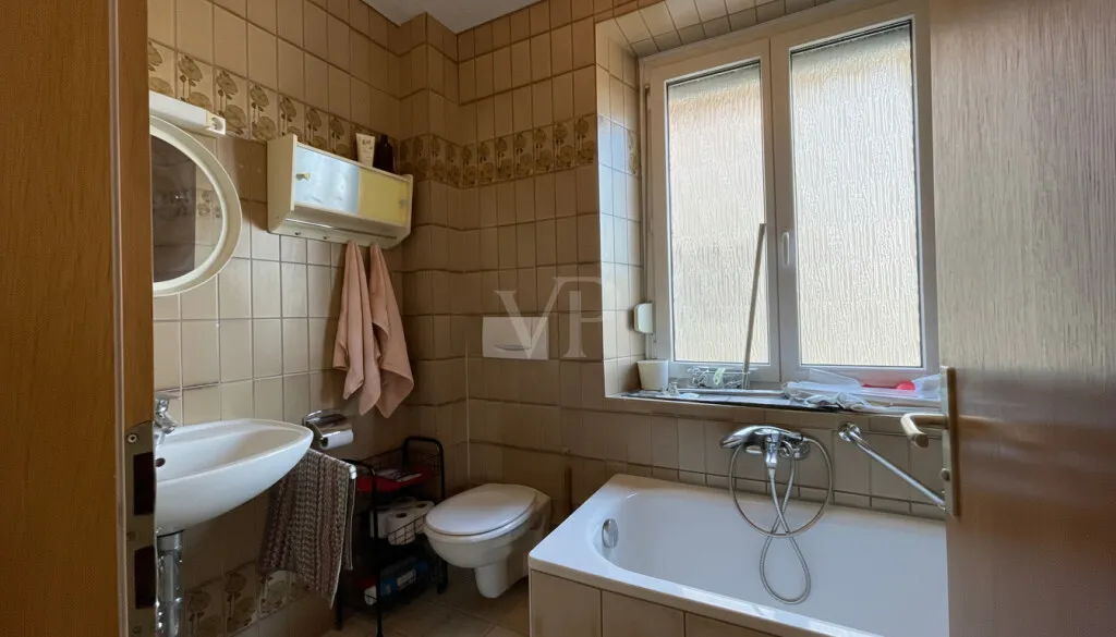 Bad 1.Obergeschoss Mitte