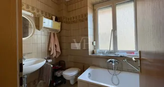 von_poll_real_estate_property_26062007_image_7