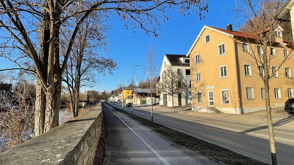 Straßenansicht Vorderhaus