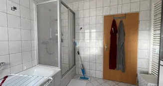 von_poll_real_estate_property_26062007_image_10