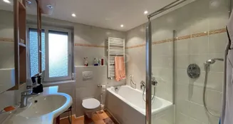 von_poll_real_estate_property_26062007_image_22