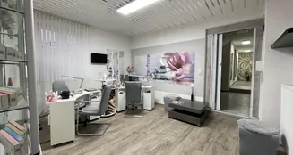 von_poll_real_estate_property_26062007_image_13