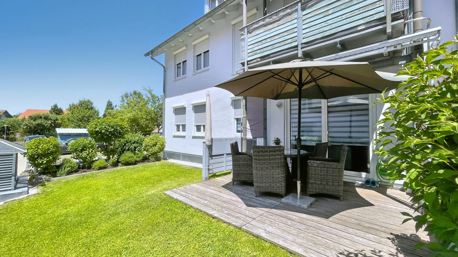 Terrasse und Garten