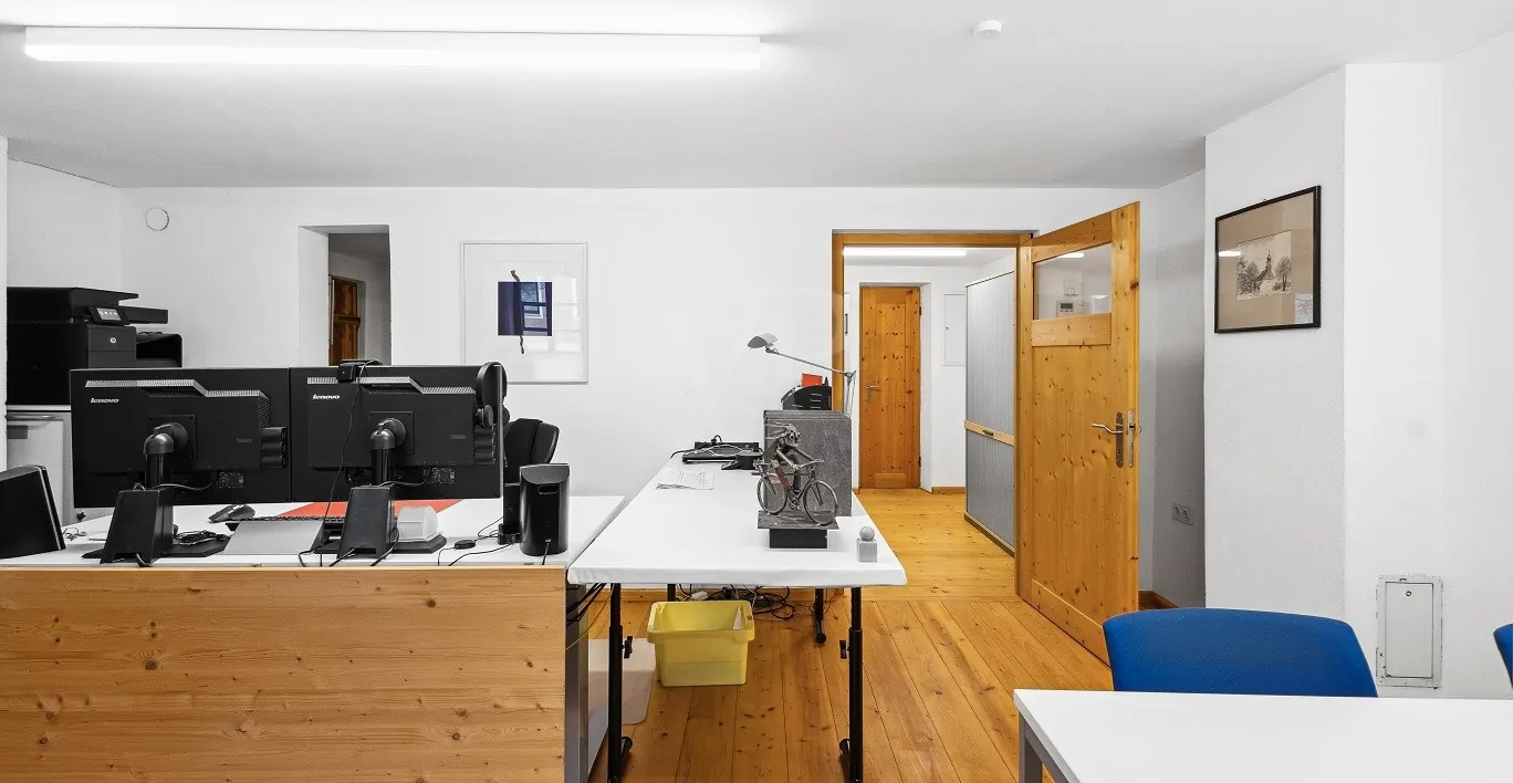 Büro im EG