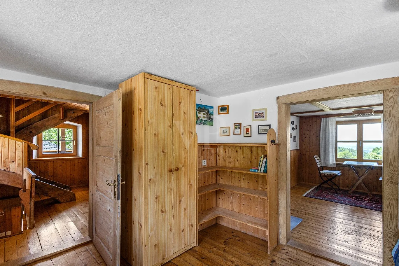 Charmantes Bauernhaus mit Traumblick oberhalb von Deggendorf