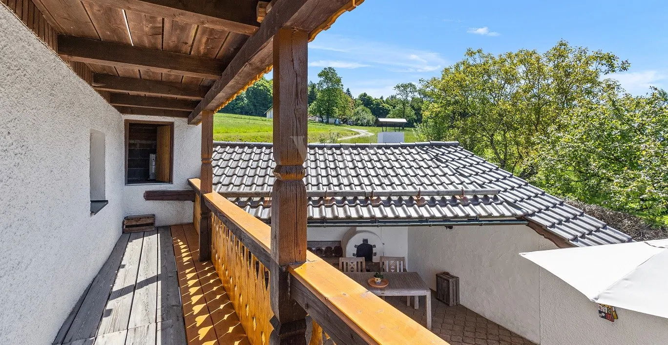 Traumhafter Ausblick und Ruhe gesucht? Könnte passen!